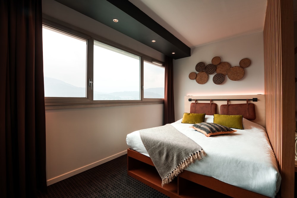 Family, Apartment, 2 Queen Beds, Sofa, APPART' CITY CONFORT GRENOBLE ALPEXPO 2/6
