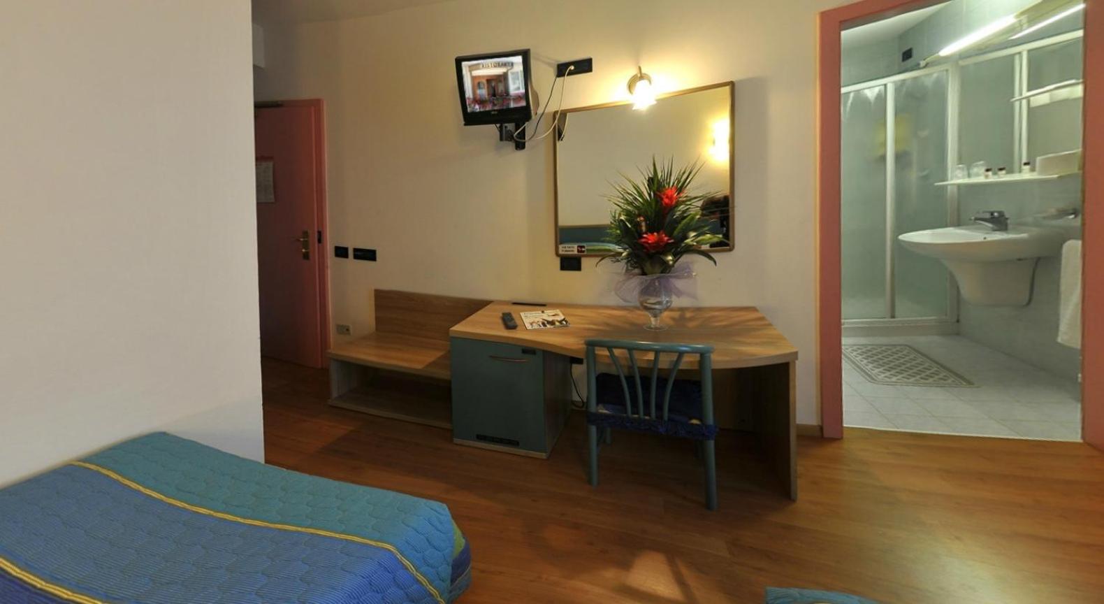 Hotel Vela 28/43