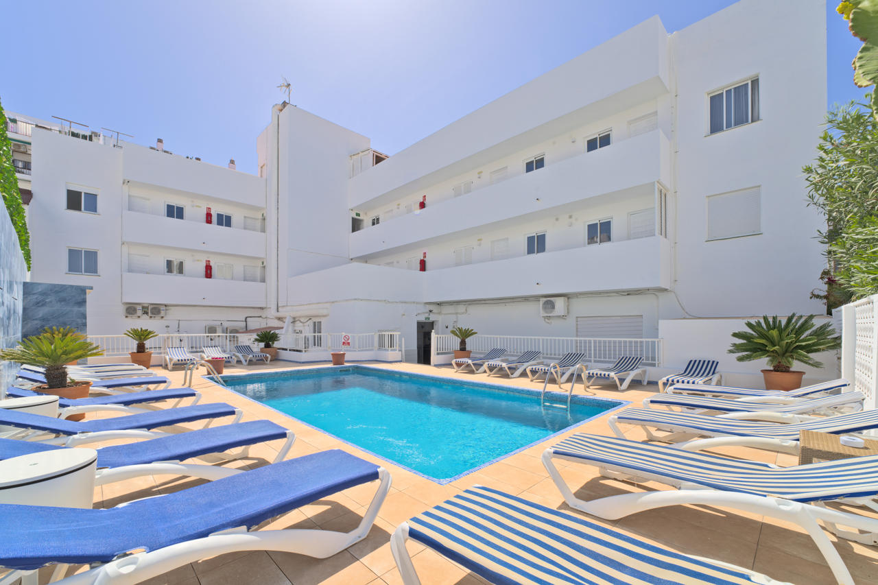 All Suite Ibiza Aparthotel 36/38
