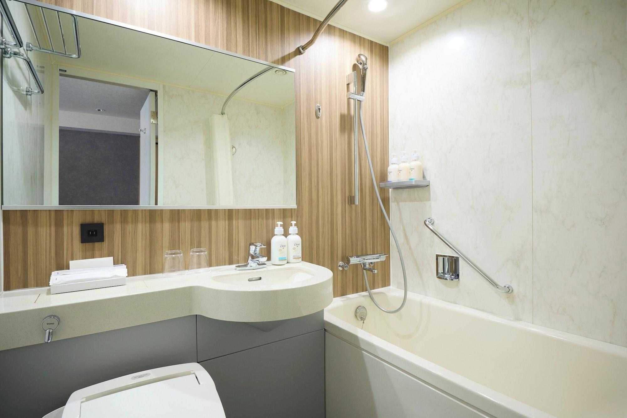 Standard, Multiple Beds، Holiday Inn Kyoto Gojo by IHG 2/2