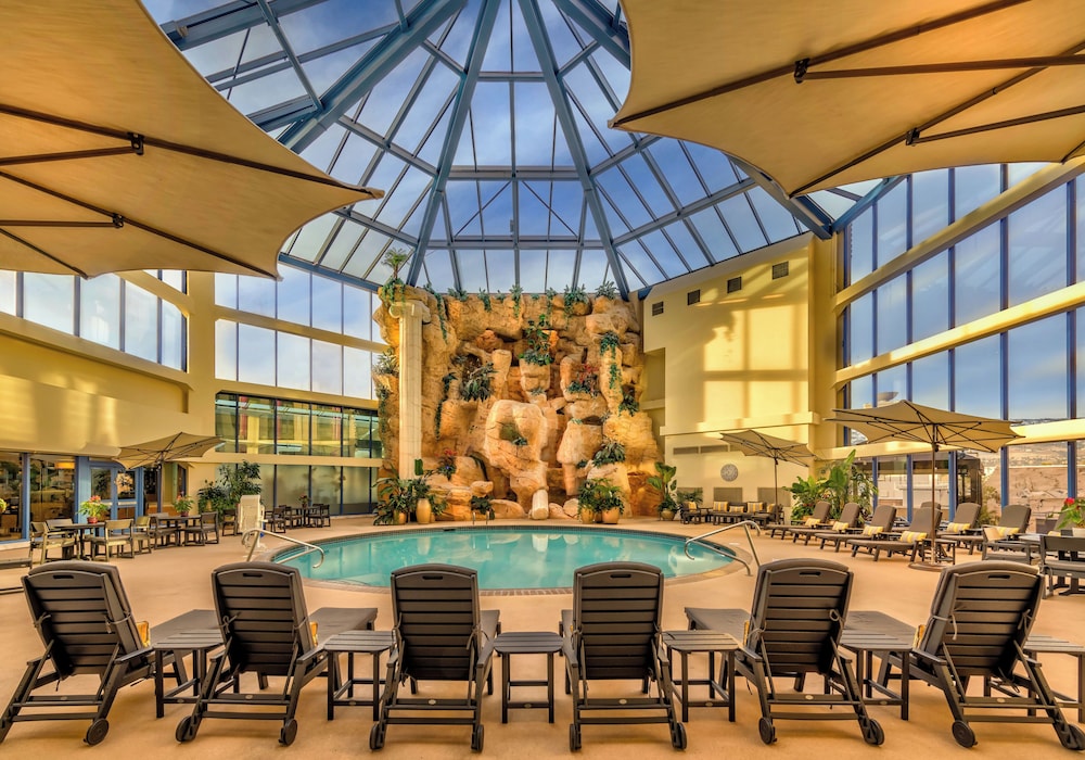 Atlantis Casino Resort Spa Reno 32/46