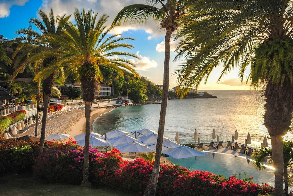 Blue Waters Resort And Spa photo3