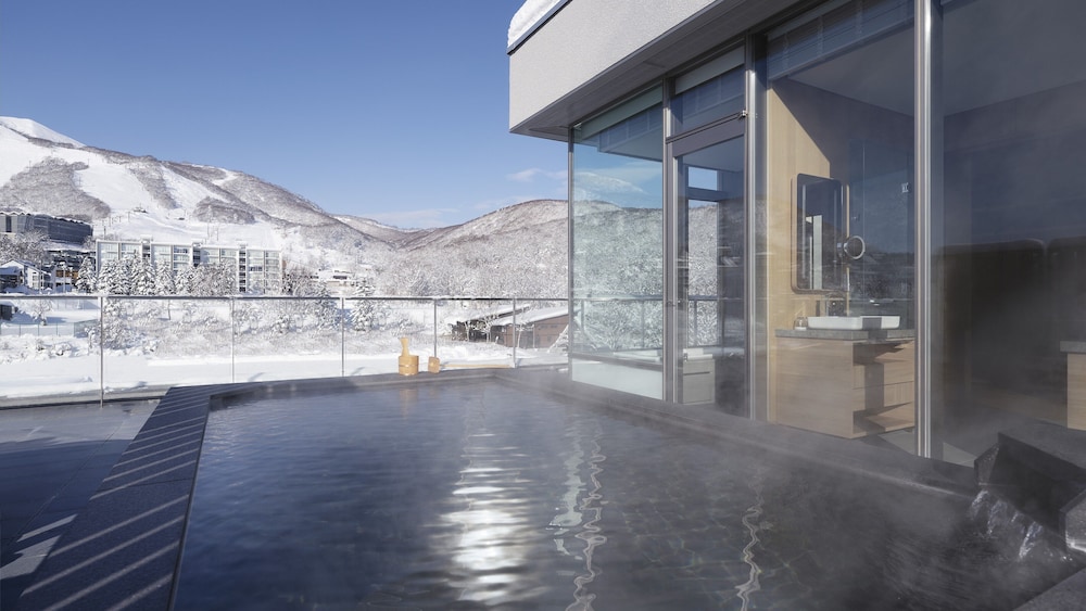 Setsu Niseko 33/64