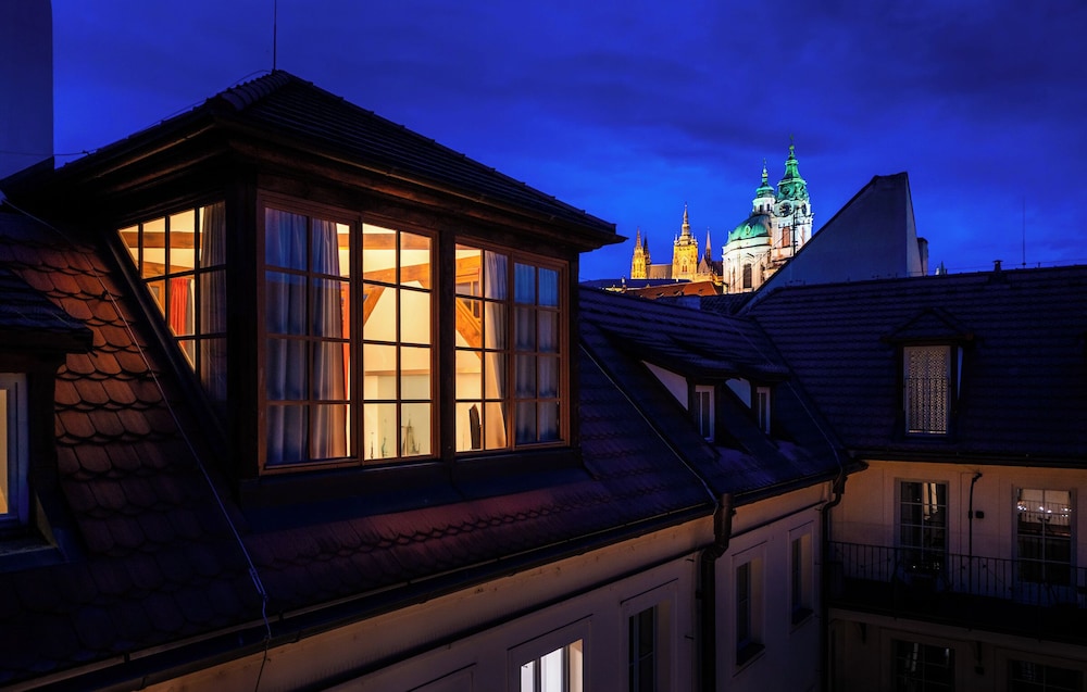 Empirent Apartments Prague Castle 4/50