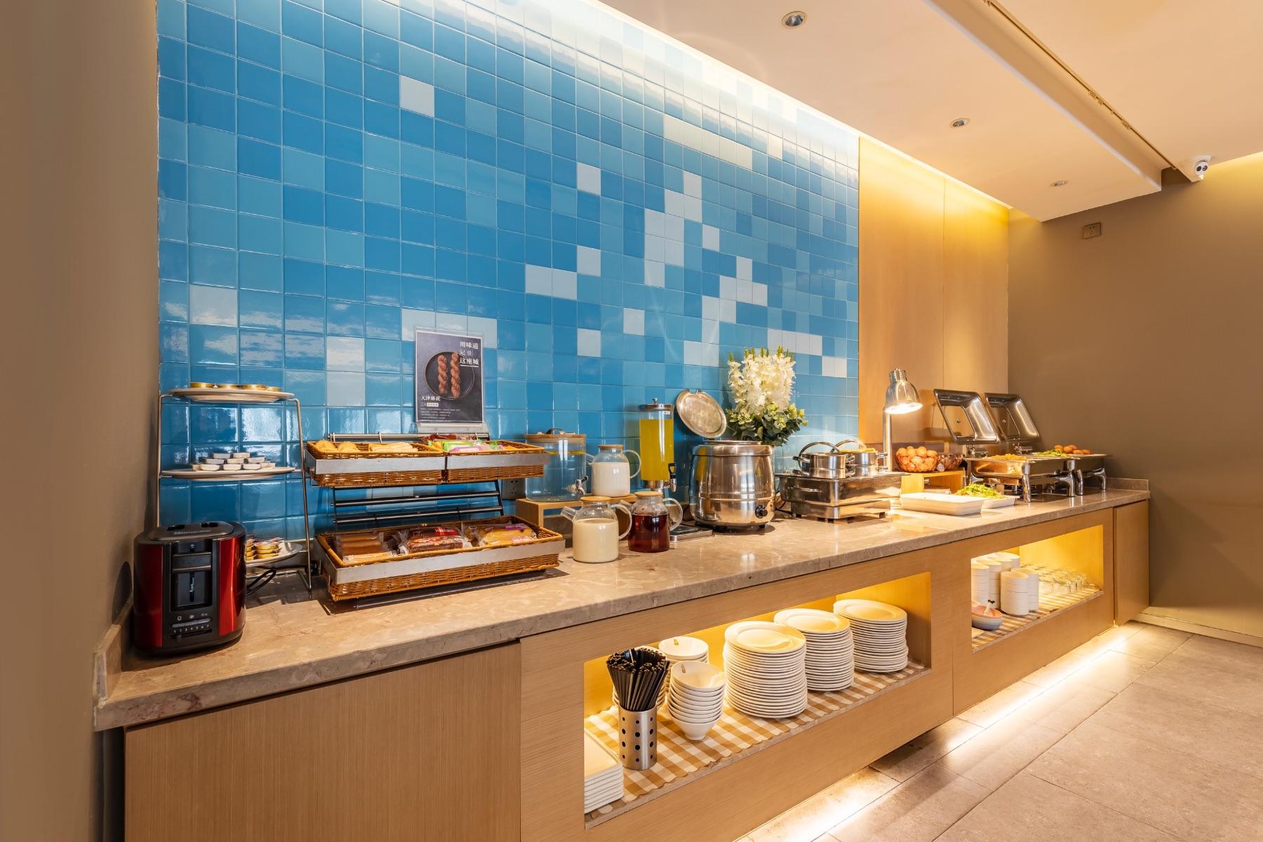 Home Inn (Tianjin Binhai New District MSD Customs Building) 23/34