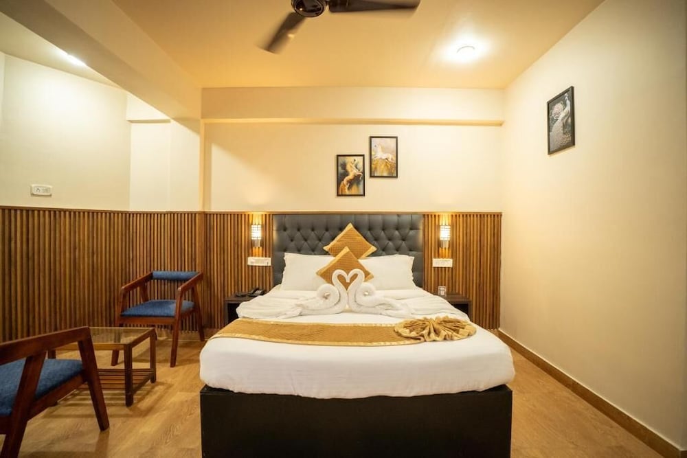 Hotel Mainak 15/36