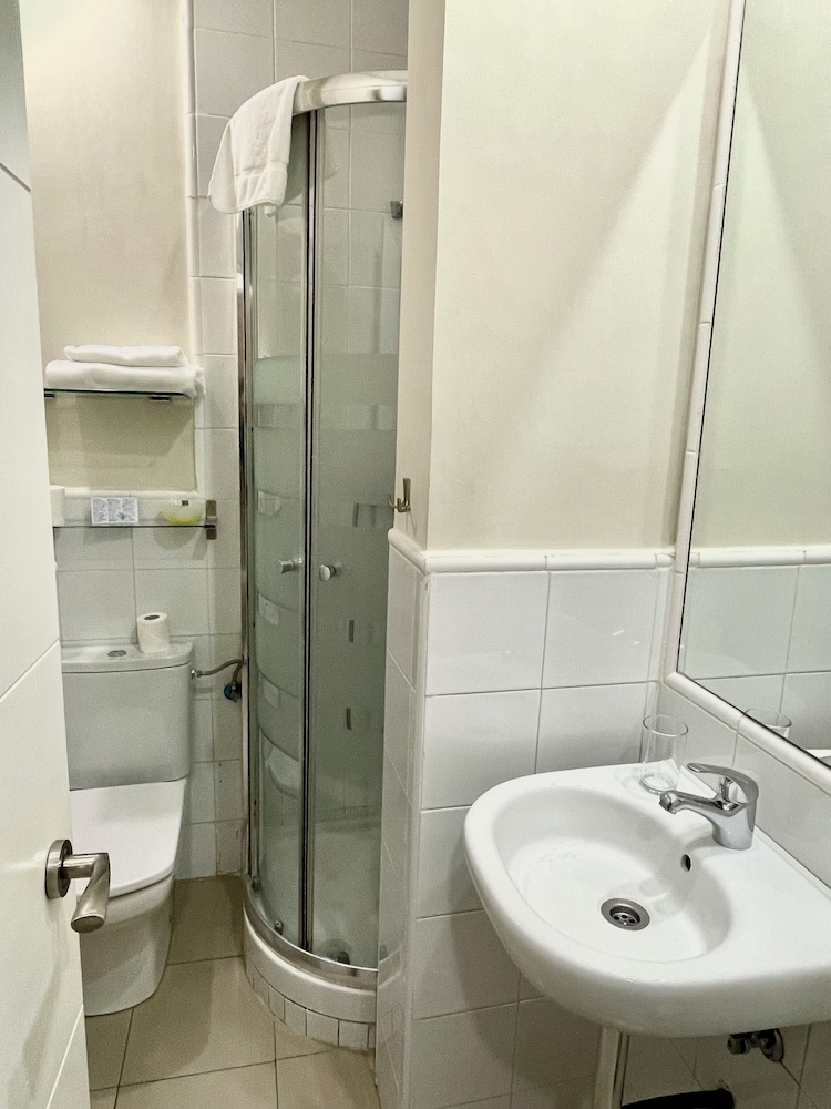 Hostal Madrid 40/50