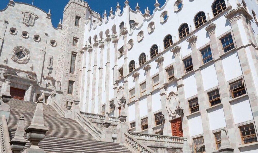 Mision Grand Casa Colorada 1/50
