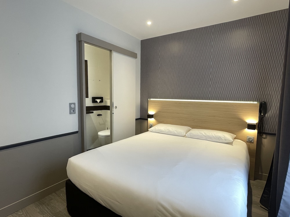 Hotel De Saint Germain 18/50
