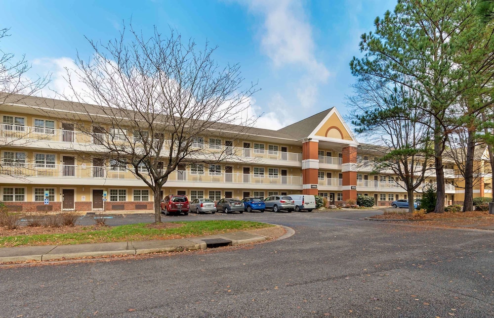 Extended Stay America - Newport News - Oyster Point 3/34