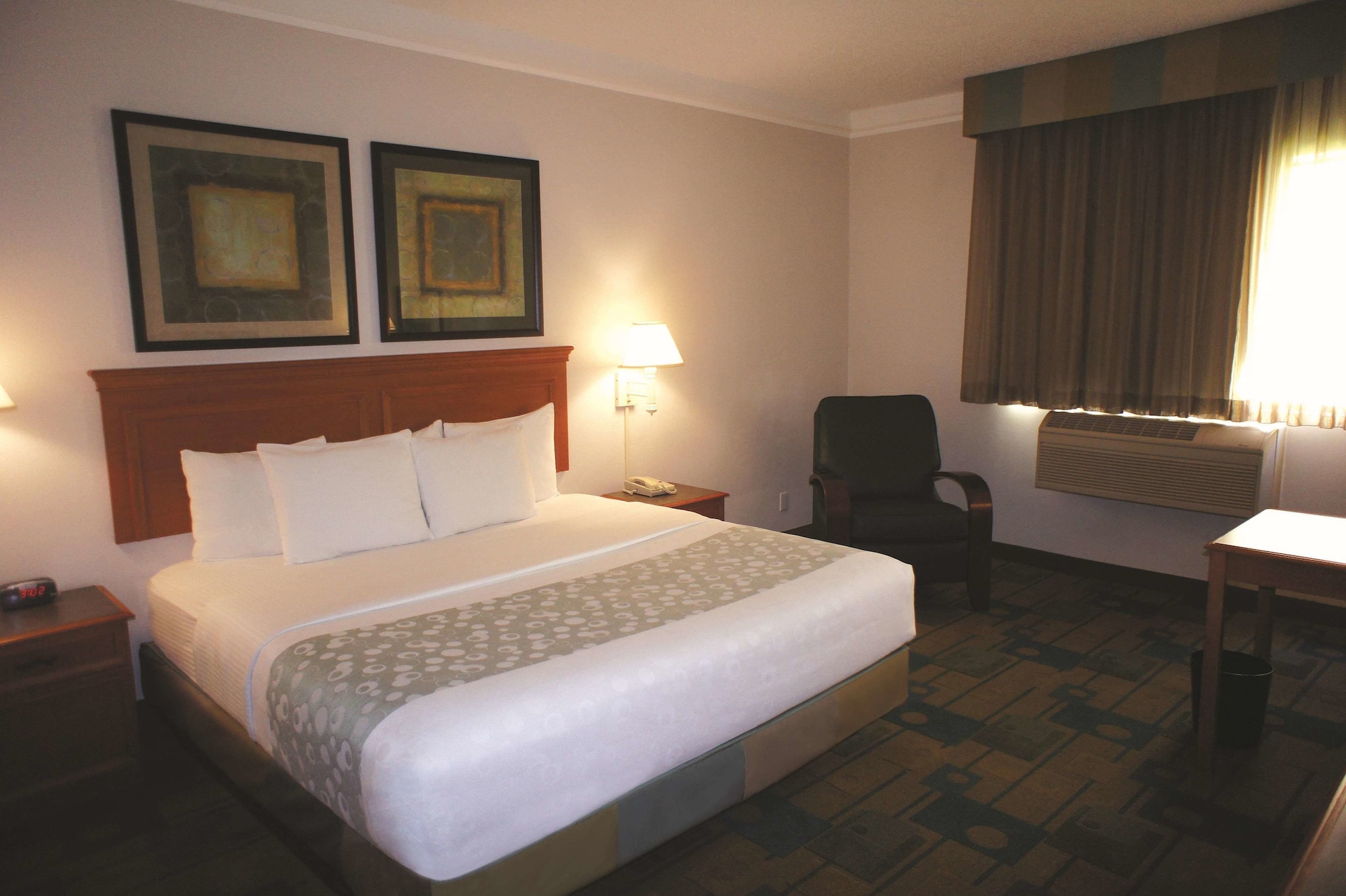 Room, King Bed, Accessible