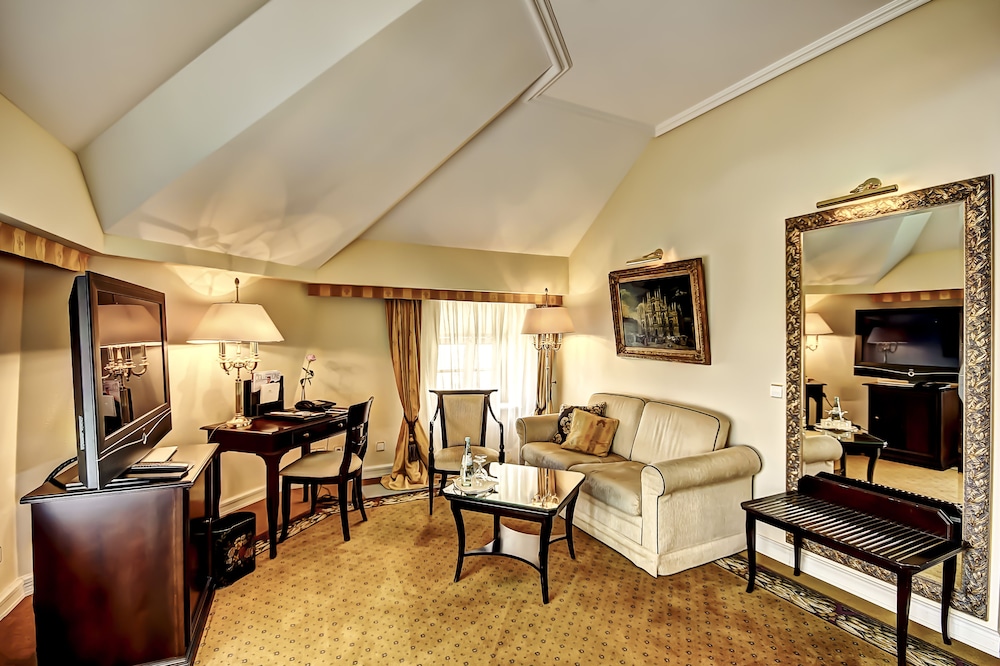 Suitess An Der Frauenkirche 27/50