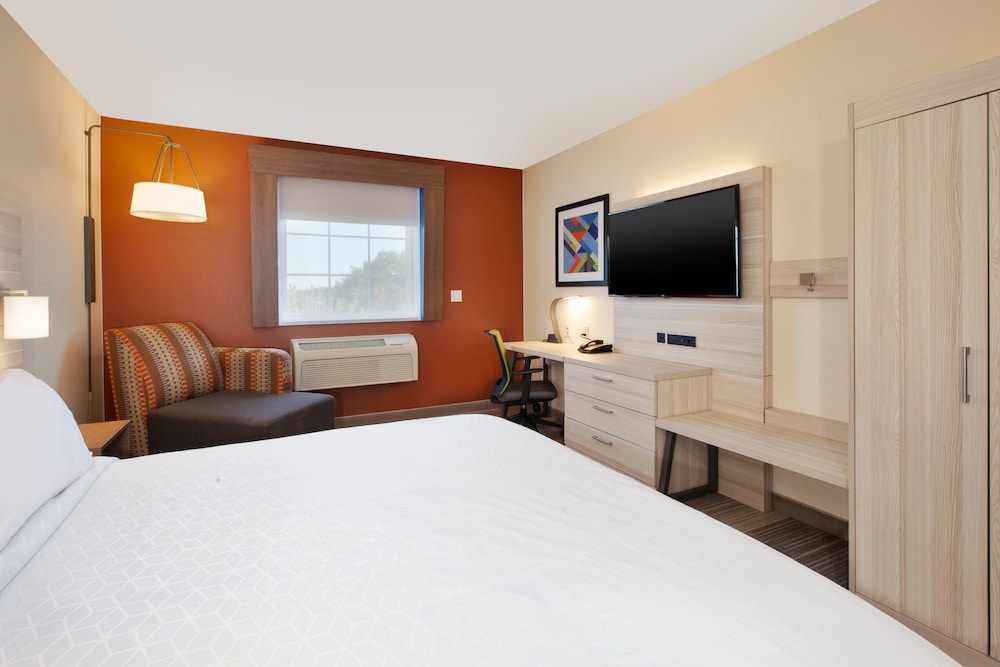 Holiday Inn Express Hotel And Suites Absecon Atlantic City Area 12/48