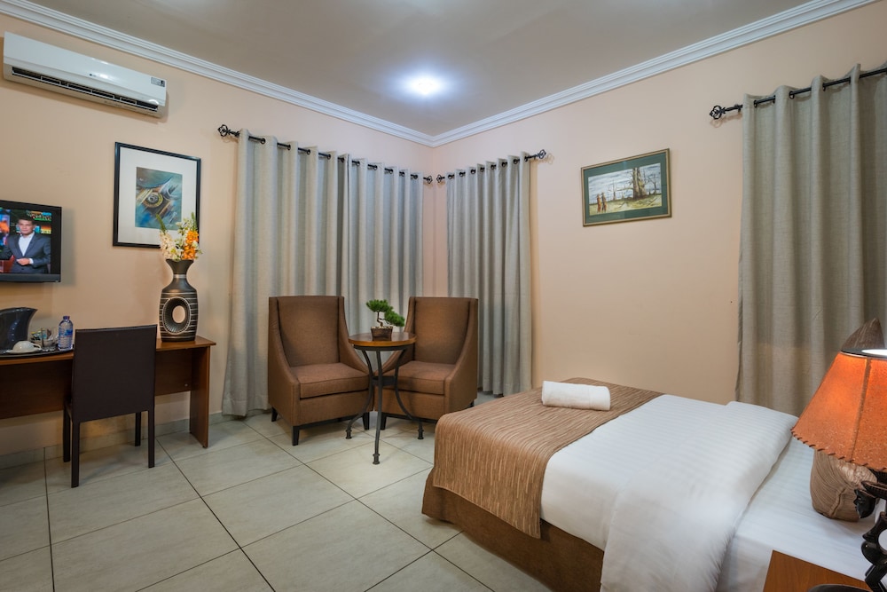 Midindi Hotel 24/61