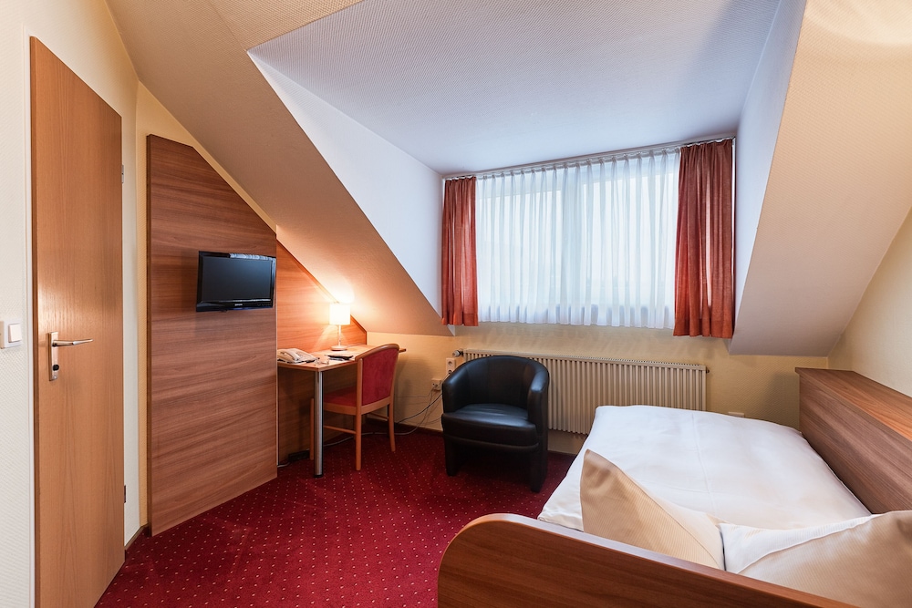 Hotel Garni Nuernberger Trichter 10/32