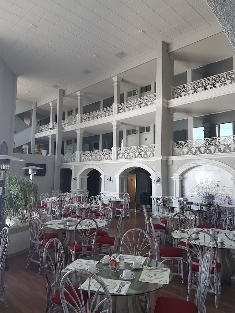 Paraiso Express Hotel 7/35