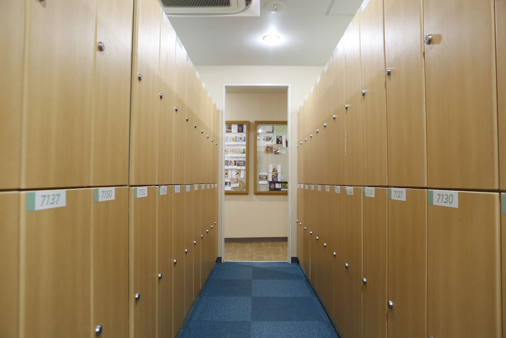 Shinjuku Kuyakushomae Capsule Hotel 34/46