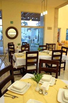 Hecthorny San Carlos Tequisquiapan, BW Signature Collection 32/42