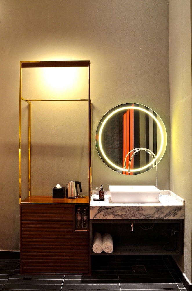 MOV Hotel Kuala Lumpur 44/48