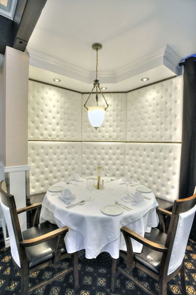 L'escale Hotel Suites 40/55