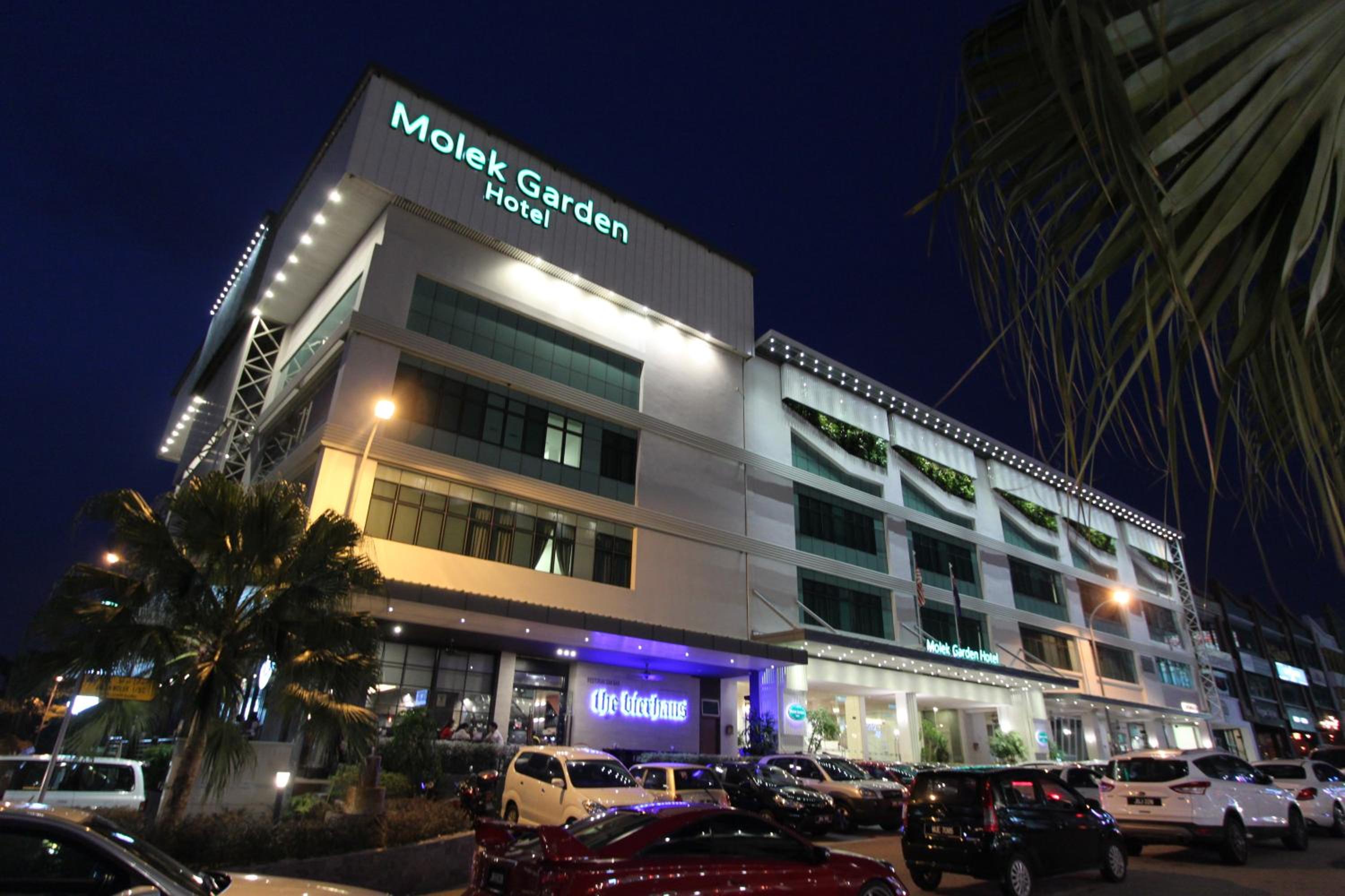 Molek Garden Hotel 7/58