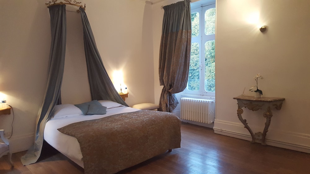 Chateau Le Sallay 25/58