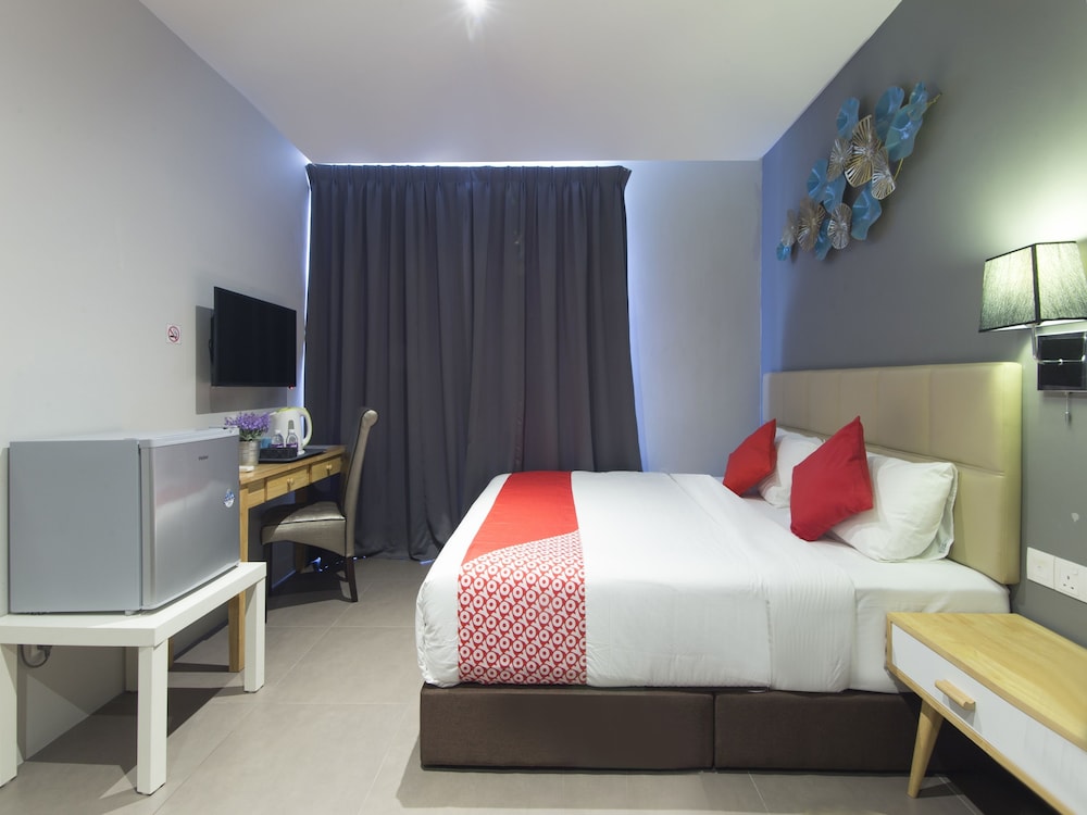 Yootel Boutique Hotel 12/24