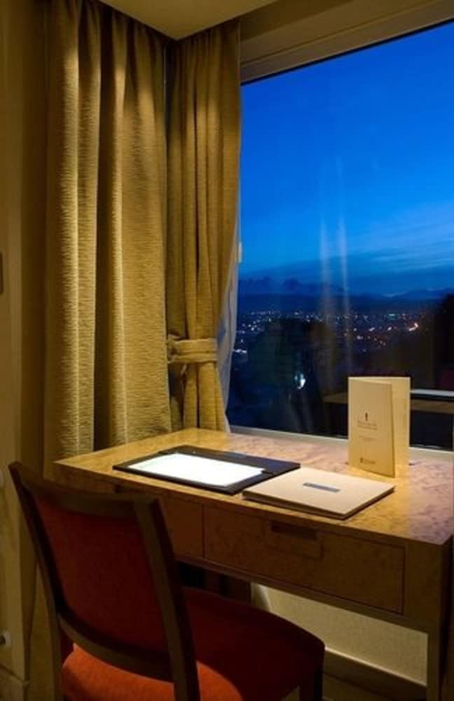 Fueguino Hotel Patagonico 5/27