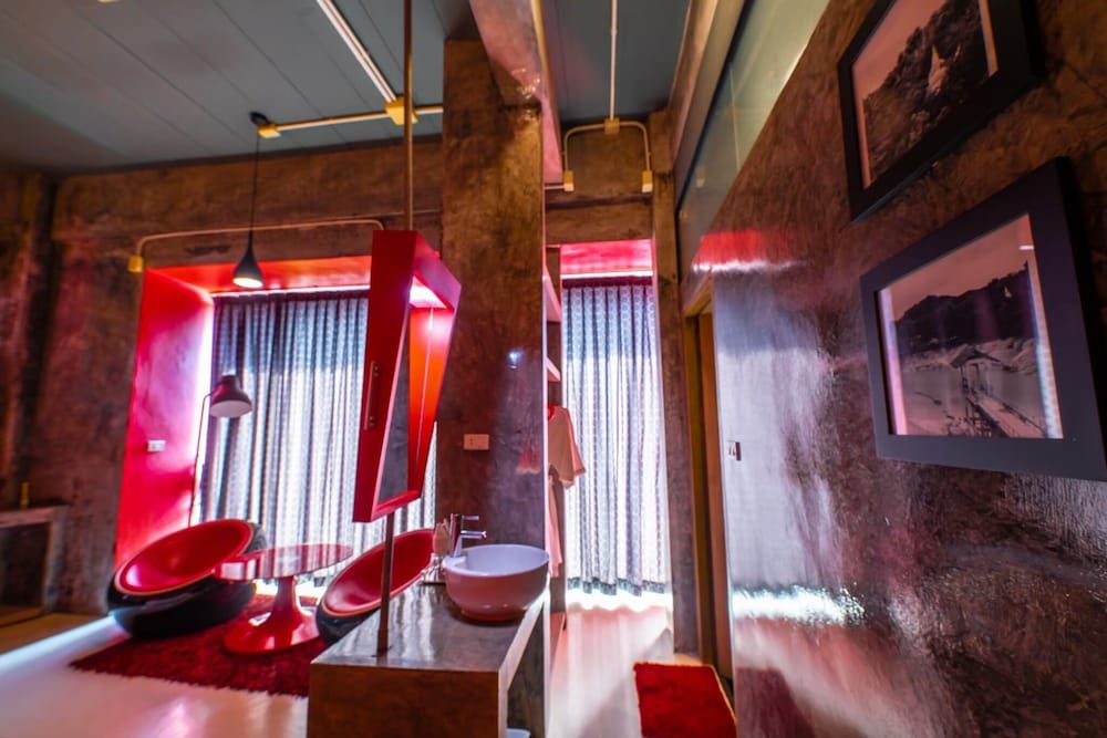 The B Ranong Trend Hotel 44/70