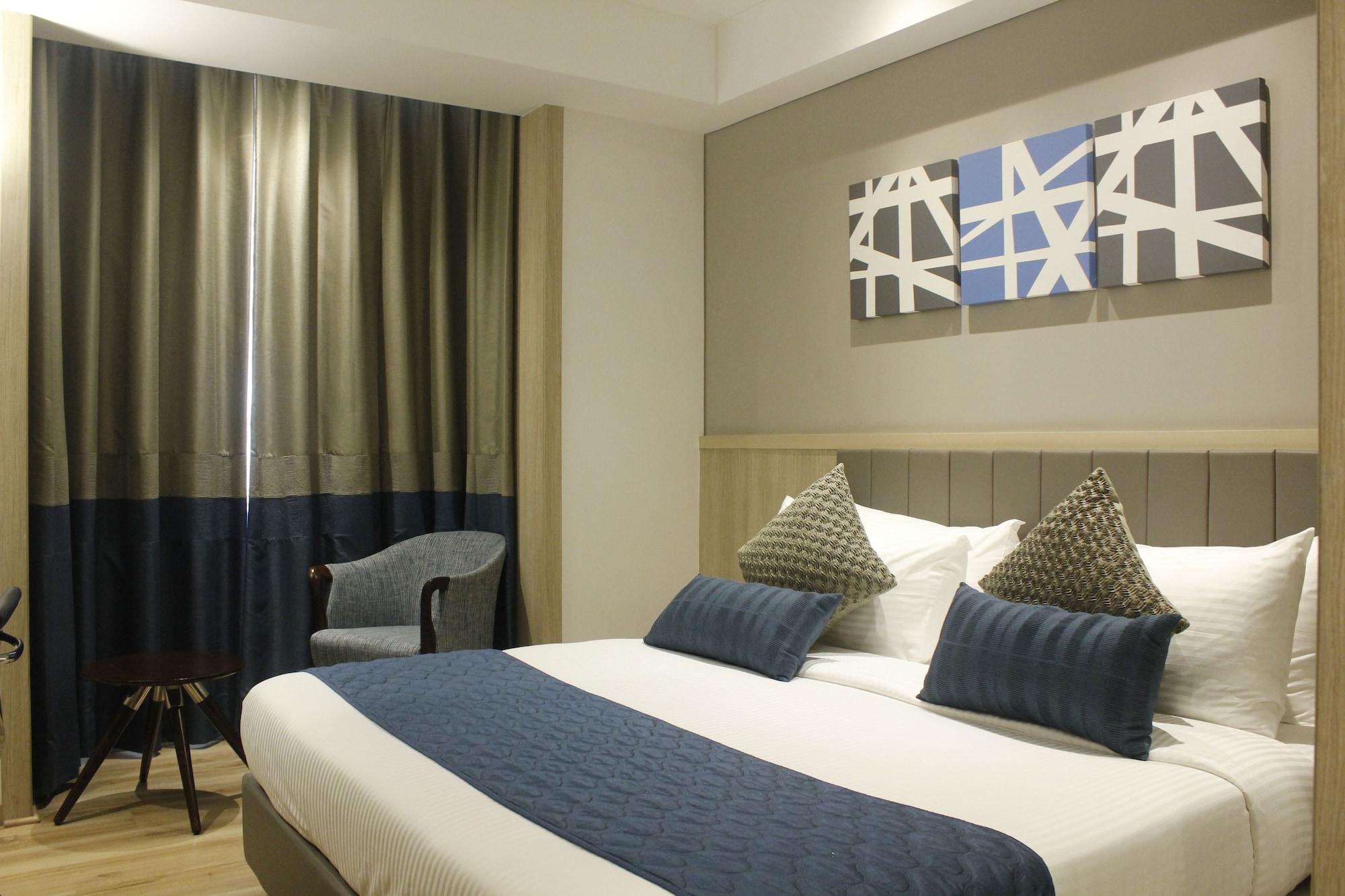 1 BEDROOM, EXECUTIVE, DOUBLE BED