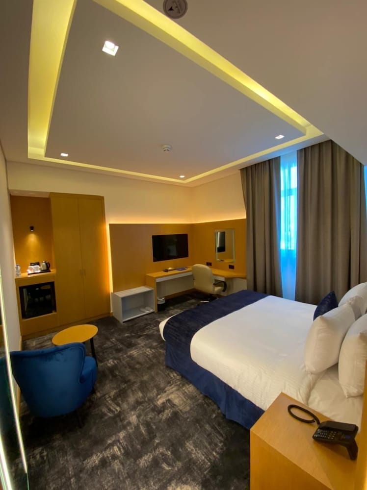 Al Hayat hotel 27/40