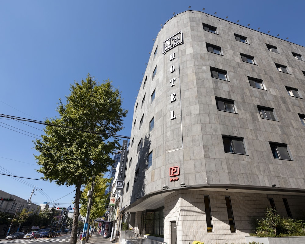 No.25 Hotel Nampo Daecheong 4/54