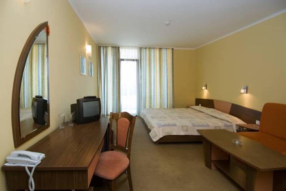 Trakia Plaza Hotel and Apartments 16/27