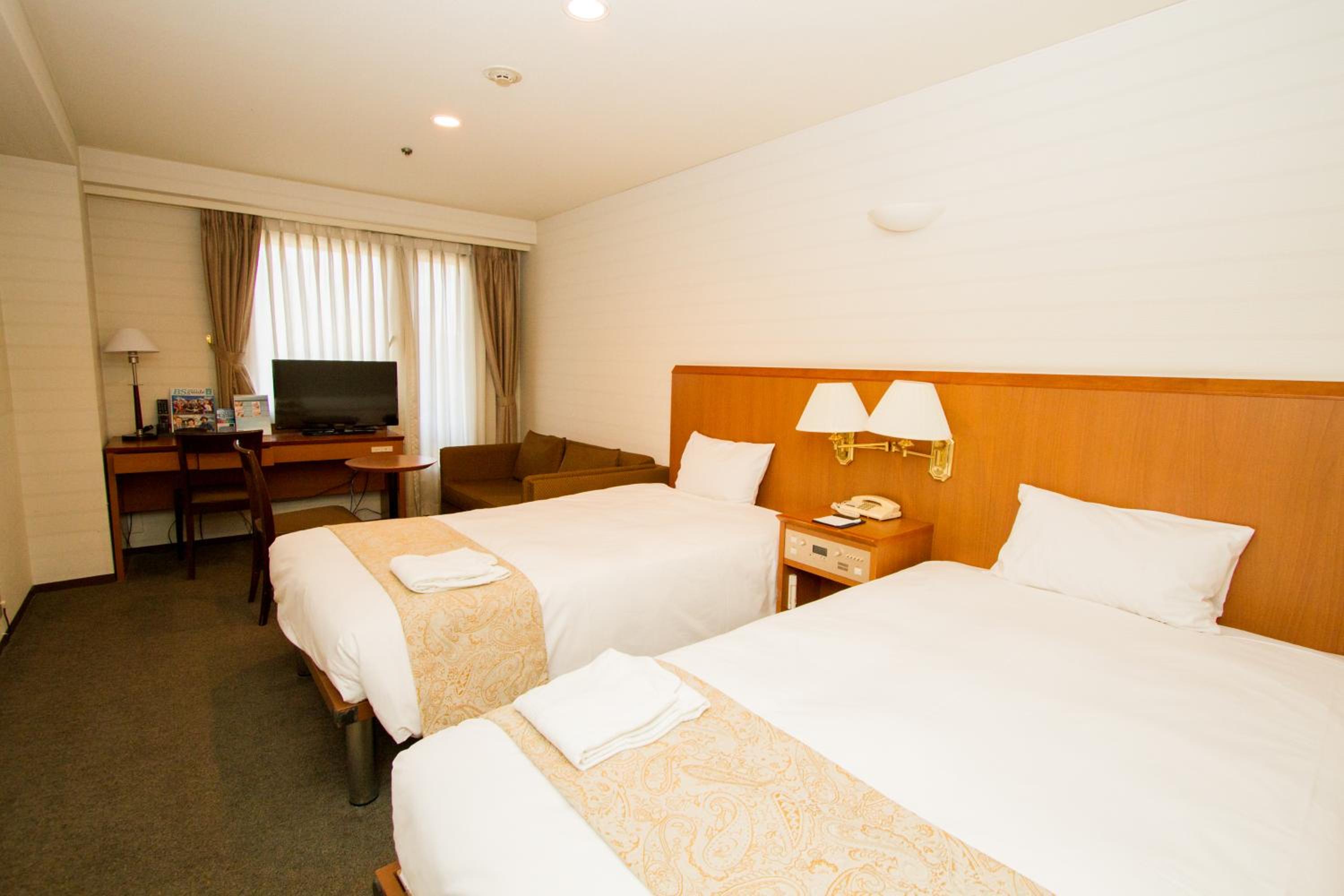 غرفة ثلاثية