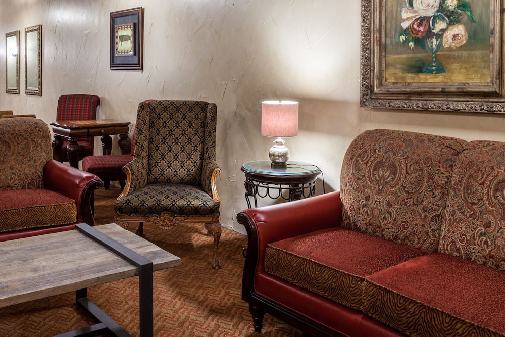 Inn At Leola Village 46/72