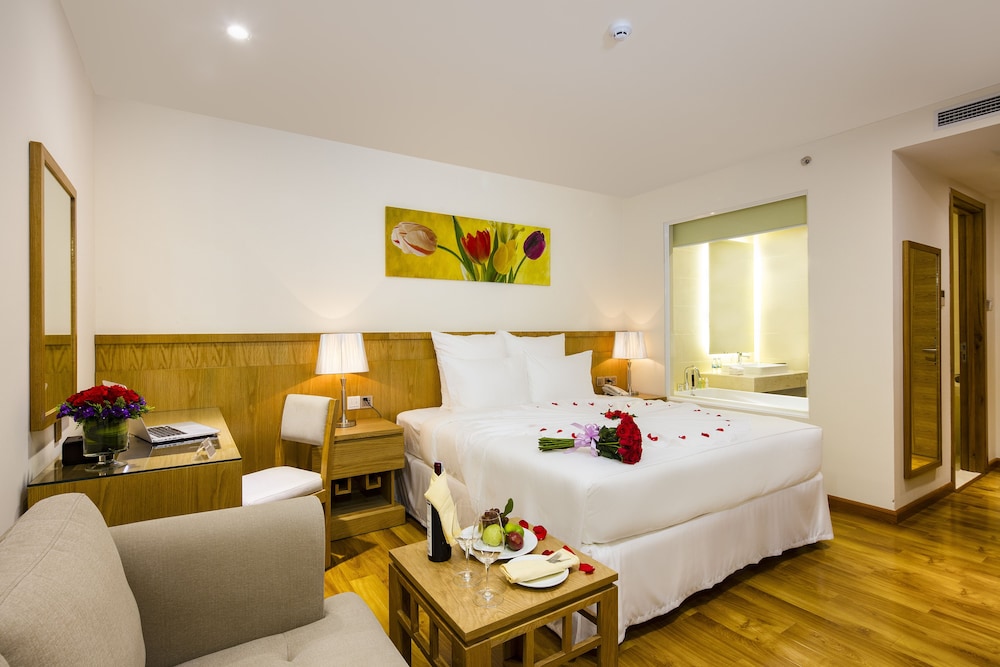 ROSAKA NHA TRANG HOTEL 32/78