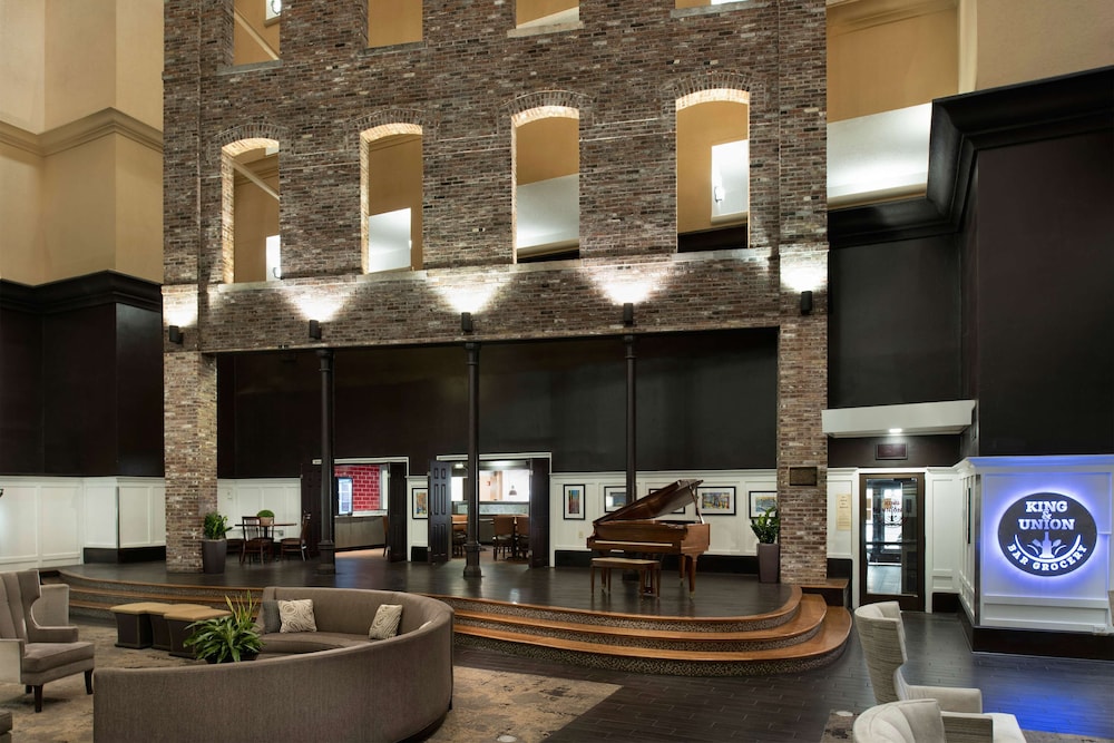 Doubletree By Hilton Hotel Memphis Downtown 42/53