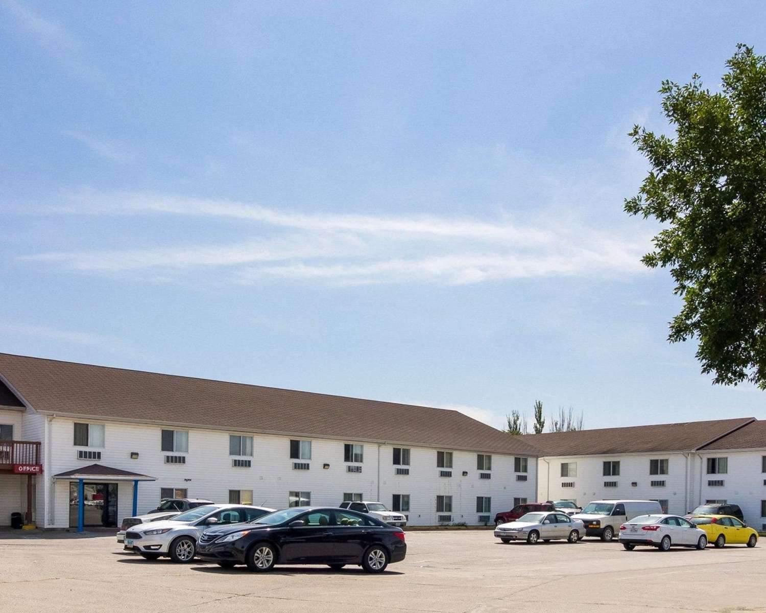 Rodeway Inn West Fargo Main Ave. 12/13