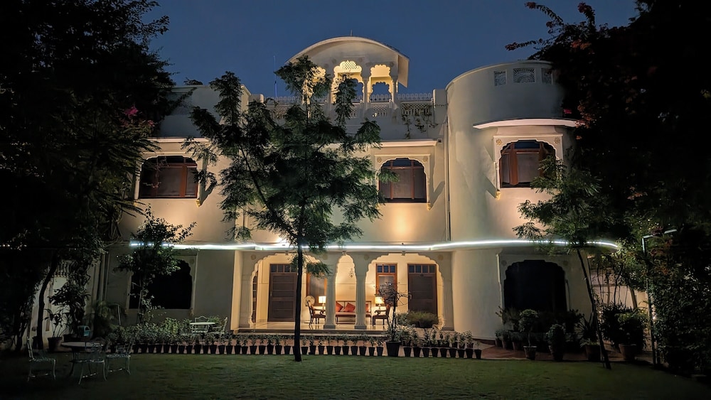 Hotel Megh Niwas 1/46