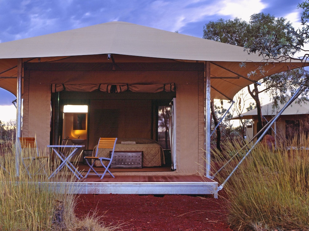 KARIJINI ECO RETREAT. 1/63