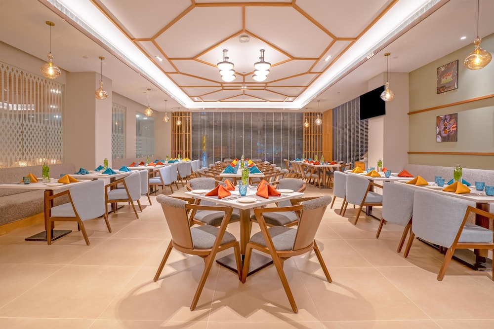 Park Inn by Radisson Lucknow Vikas Nagar 32/41