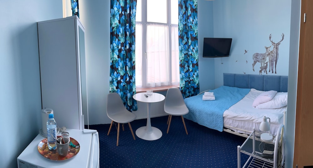 Hotel Bella 58/71