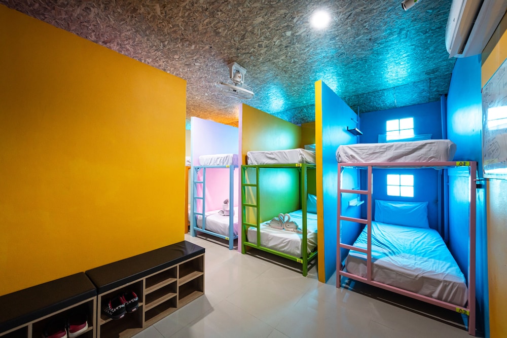 myPatong Social Hostel 20/50