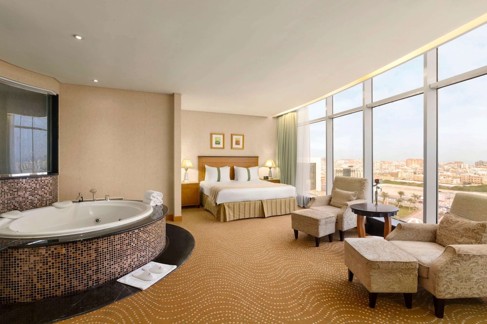 رامادا(EASTYARD Khobar – Hotel) 19/45