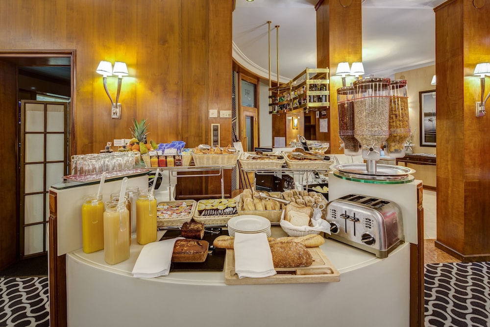 Eden Hotel 41/49