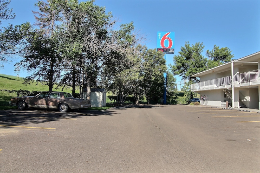 Motel6 Bismarck, ND 9/54