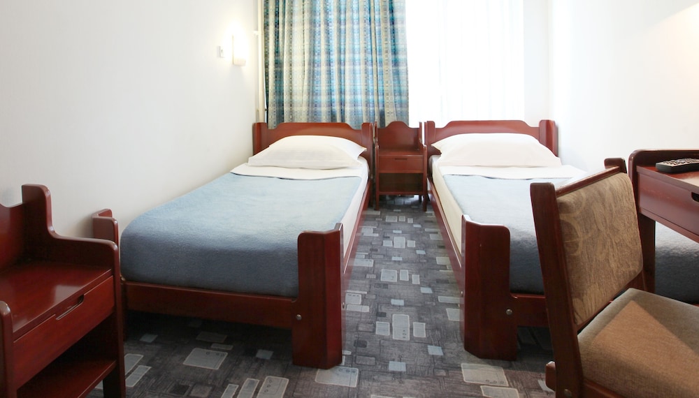 Slavija Hotel 17/32