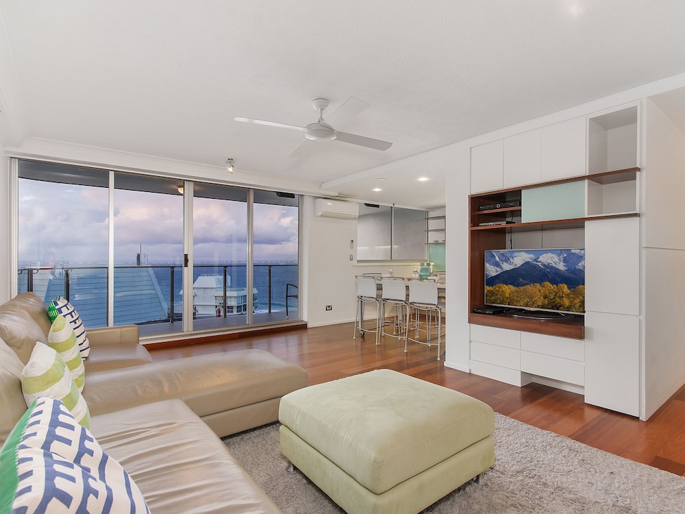 Sunbird Beach Resort 41/67