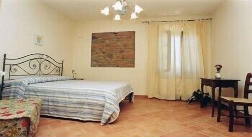 Agriturismo Isola Verde 7/18