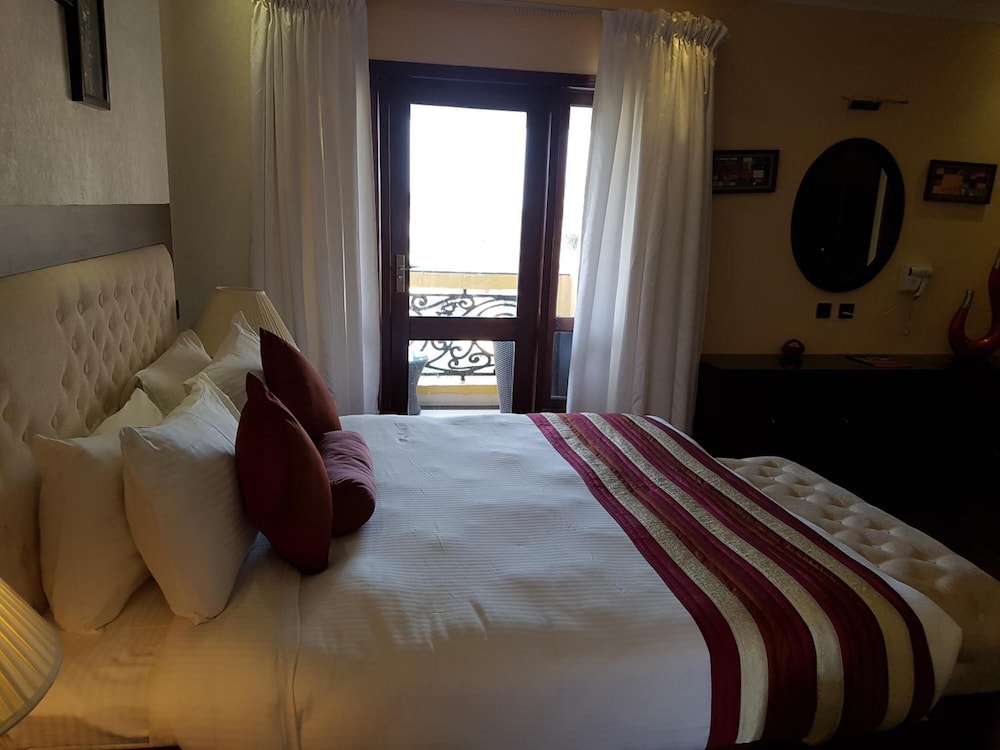 De Alturas Resort 43/82